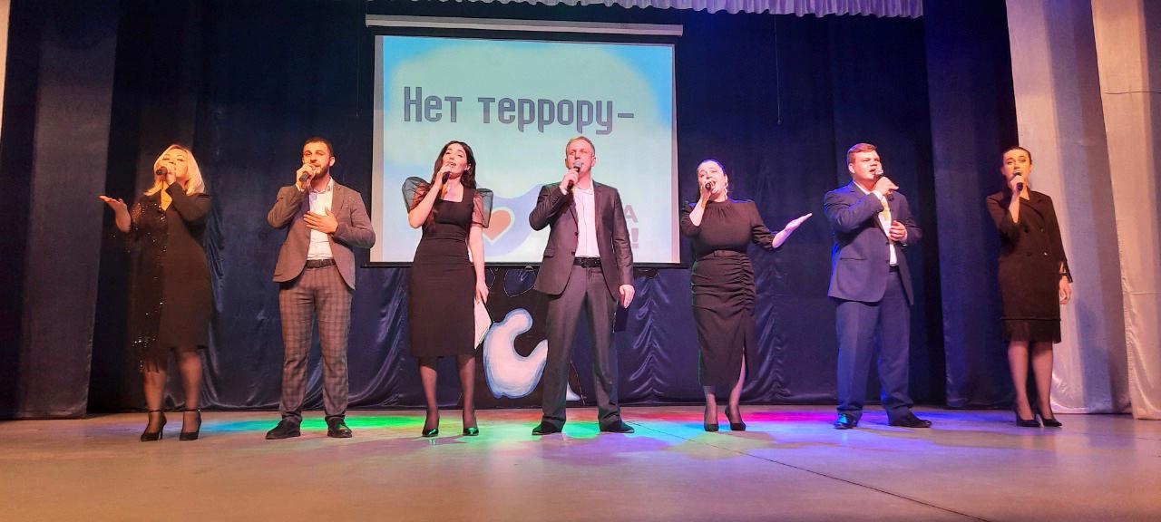 В центре культуры г. Кизляра прошло мероприятие «Нет террору – мы за мир» В центре культуры г. Кизляра прошло мероприятие «Нет террору – мы за мир»
