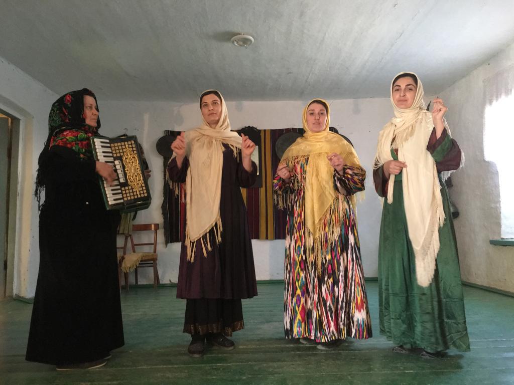 В рамках 90- летия Сергокалинского района в сельском Доме культуры с.Мамаул прошел отчетный концерт коллектива художественной самодеятельности за 2019 г. В рамках 90- летия Сергокалинского района в сельском Доме культуры с.Мамаул прошел отчетный концерт коллектива художественной самодеятельности за 2019 г.