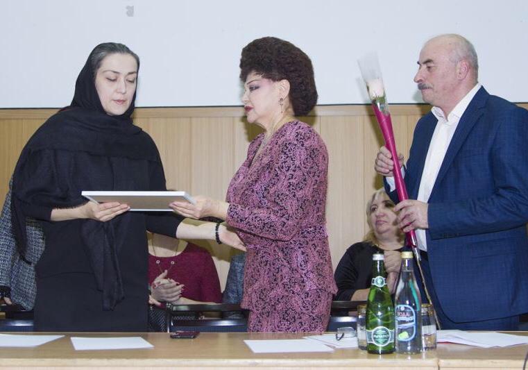 20 ноября в Сергокалинском районе прошло торжественное собрание актива района, посвященное предстоящему Дню матери и пятилетию движения «Матери России» в нашей республики. 20 ноября в Сергокалинском районе прошло торжественное собрание актива района, посвященное предстоящему Дню матери и пятилетию движения «Матери России» в нашей республики.