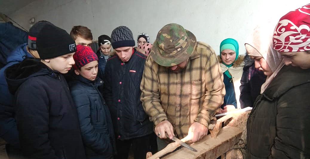 Республиканский Дом народного творчества продолжает серию мастер-классов. Республиканский Дом народного творчества продолжает серию мастер-классов.