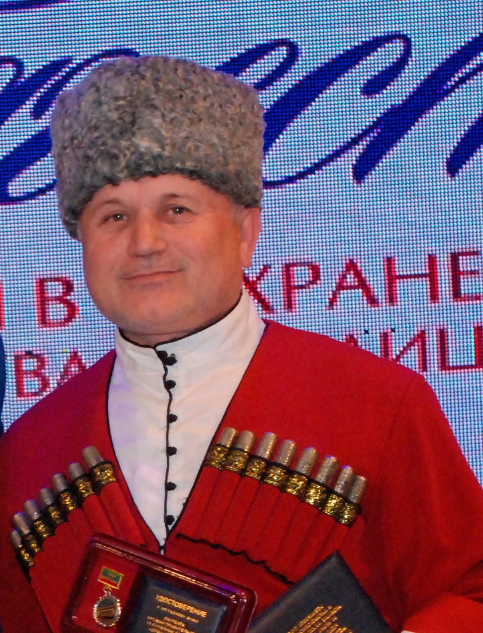 Хирасулмагомед Хирамагомедов - лауреат премии Правительства РД «Душа Дагестана», директор Дома культуры села Хебда и руководитель ансамбля «Дагбаш». Хирасулмагомед Хирамагомедов - лауреат премии Правительства РД «Душа Дагестана», директор Дома культуры села Хебда и руководитель ансамбля «Дагбаш».