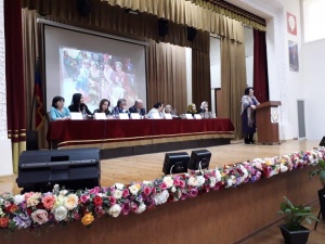 19 февраля на базе Центра традиционной культуры Хасавюртовского района прошел Круглый стол на тему «Женщины за возрождение и сохранение народных промыслов  – культурного наследия народов Дагестана»