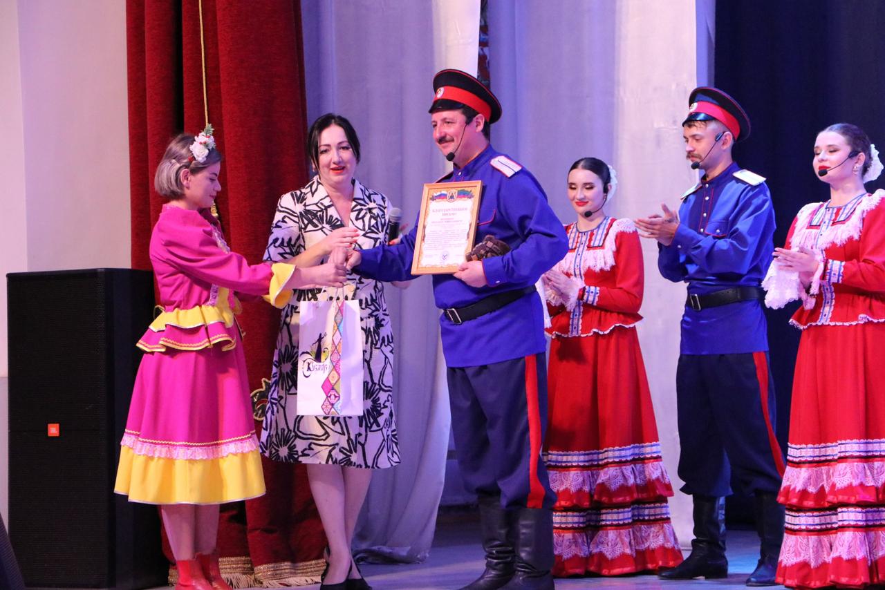 Кизляре прошел праздник казачьей культуры «Слава казачья». Кизляре прошел праздник казачьей культуры «Слава казачья».