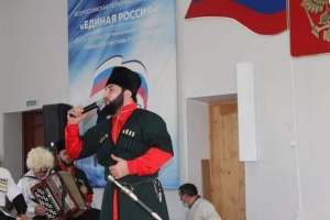 «Творческий десант» выступили творческие коллективы Ахвахского, Кумторкалинского, Агульского, Хасавюртовского районов.