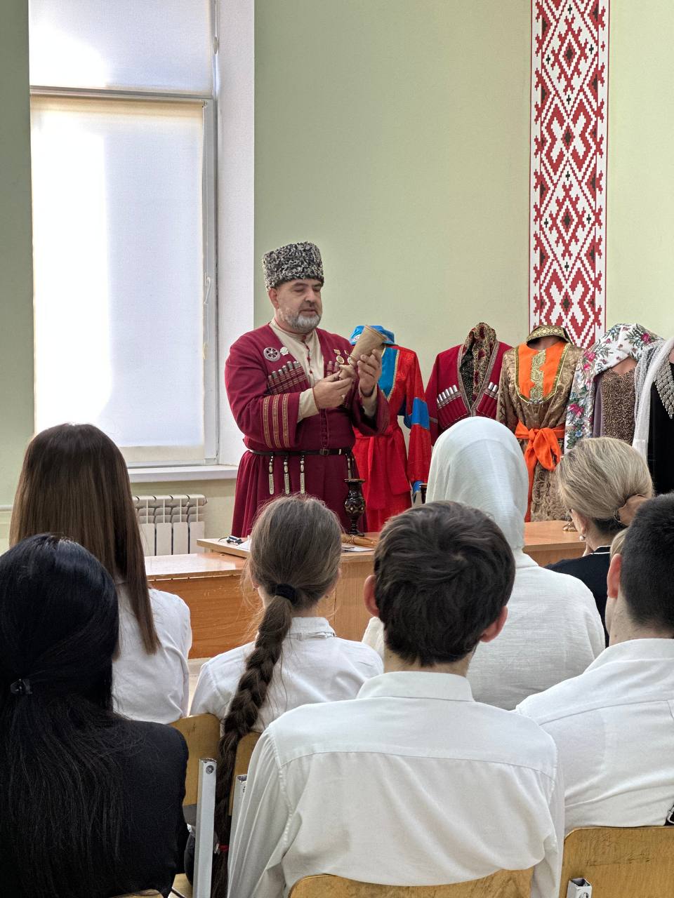 Республиканский дом народного творчества проводит мастер-классы для детей Республиканский дом народного творчества проводит мастер-классы для детей
