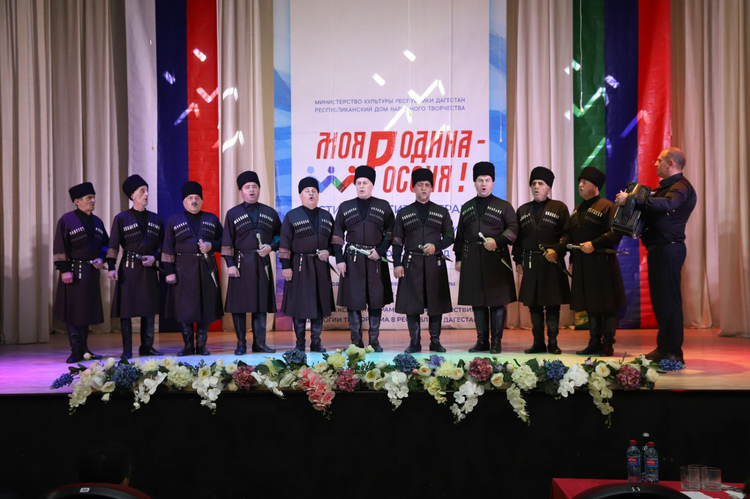 19 мая в Дагестане стартовал Фестиваль агитпрограмм «Моя Родина – Россия!» 19 мая в Дагестане стартовал Фестиваль агитпрограмм «Моя Родина – Россия!»
