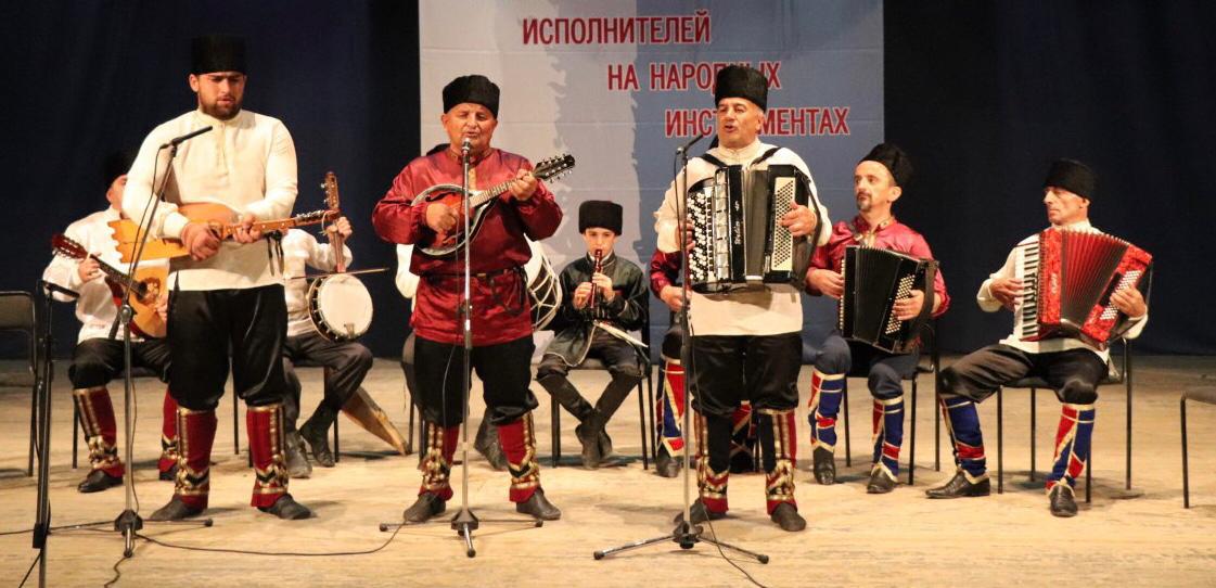 «Дагестанские родники» в рамках Международного фестиваля фольклора и традиционной культуры «Горцы» «Дагестанские родники» в рамках Международного фестиваля фольклора и традиционной культуры «Горцы»