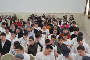 В Кизилюрте состоялось открытие  Республиканской передвижной  выставки «Мой выбор»