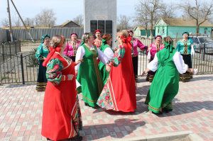 Творческий десант в Кизлярском и Тарумовском районах
