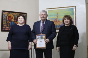 18 февраля в  Махачкале состоялось открытие выставки самодеятельных художников «Самородки Дагестана»