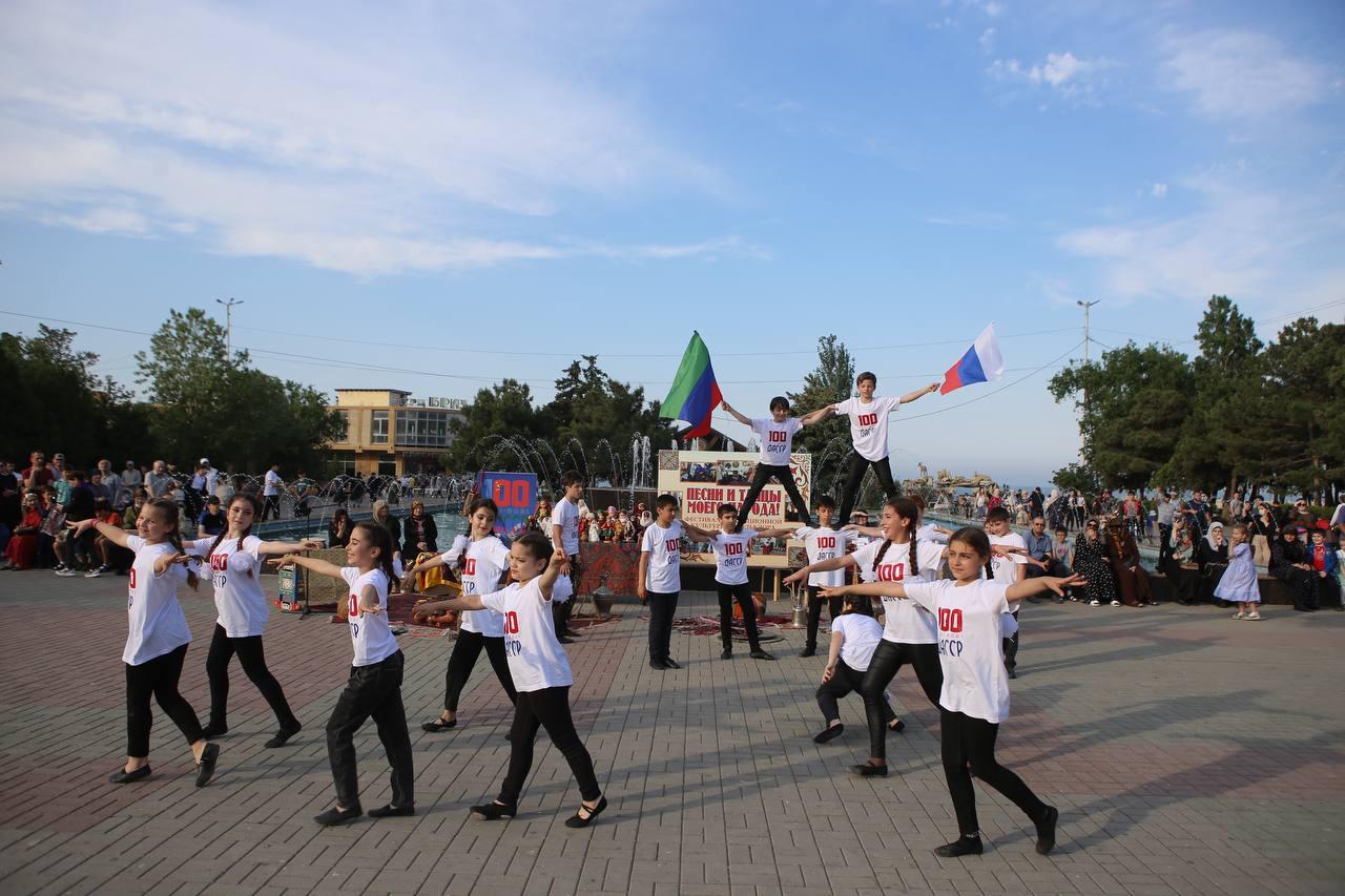 В г. Каспийске состоялся фестиваль традиционной культуры и фольклора «Песни и танцы моего народа» В г. Каспийске состоялся фестиваль традиционной культуры и фольклора «Песни и танцы моего народа»