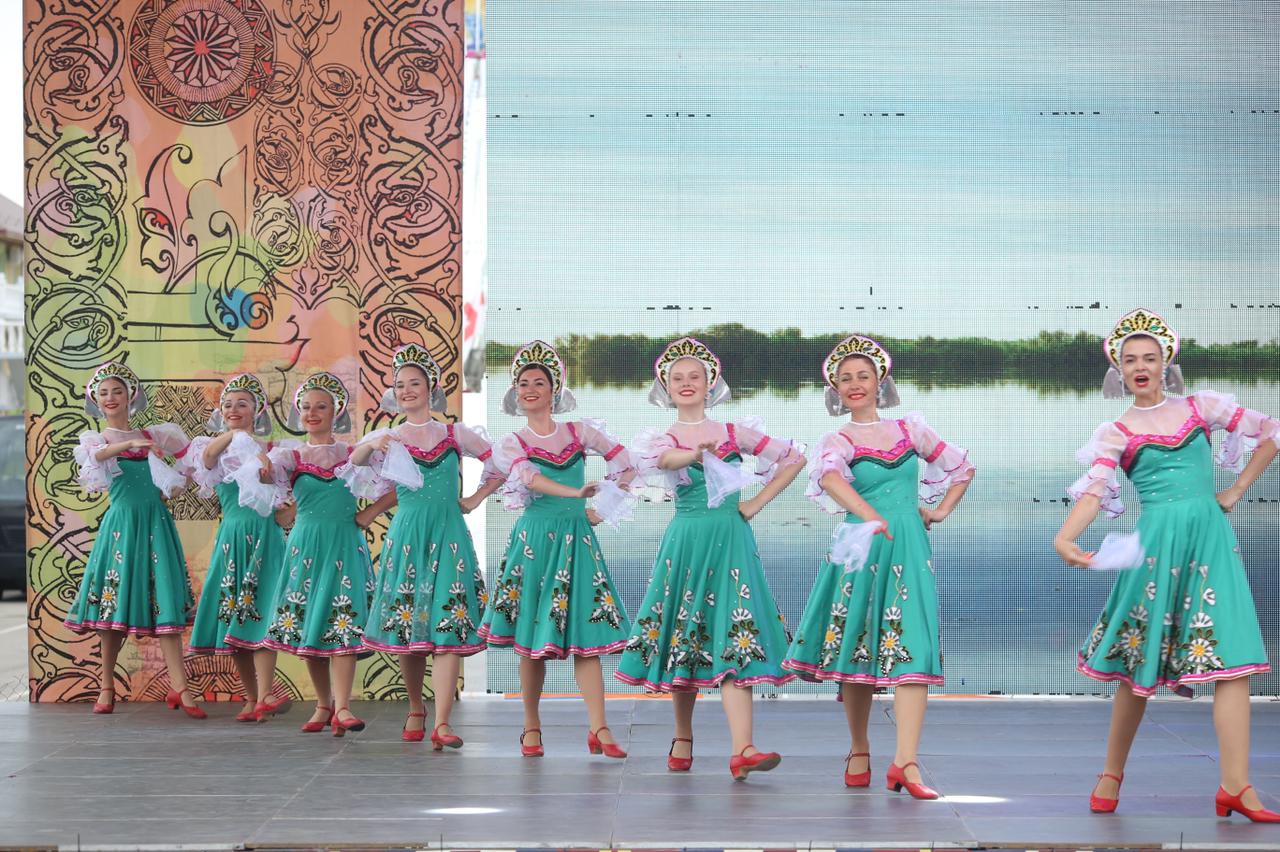 Гала-концерт «Моя Россия-мой Дагестан» прошёл сегодня в рамках Международного фестиваля фольклора и традиционной культуры «Горцы» Гала-концерт «Моя Россия-мой Дагестан» прошёл сегодня в рамках Международного фестиваля фольклора и традиционной культуры «Горцы»