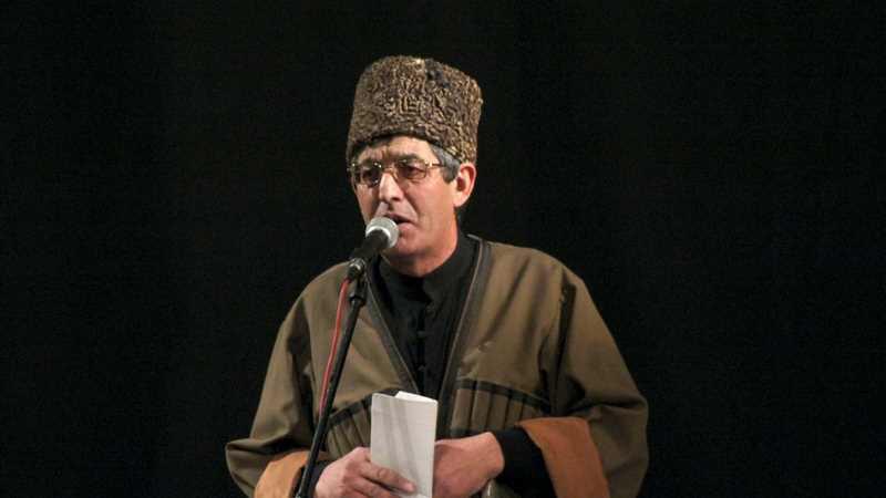 Искренние и глубокие соболезнования родным и близким по поводу безвременной смерти – Искренние и глубокие соболезнования родным и близким по поводу безвременной смерти –