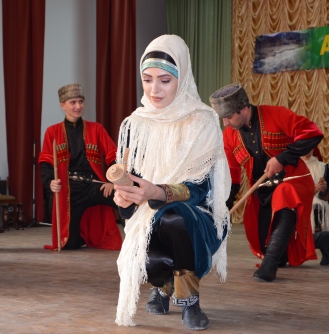 VII Республиканский фестиваль традиционной культуры и фольклора «Аварское койсу-река дружбы». VII Республиканский фестиваль традиционной культуры и фольклора «Аварское койсу-река дружбы».