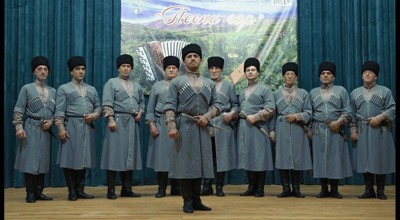 21 октября в Центре культуры Буйнакского района состоялся Форум народной песни «Песни гор» 21 октября в Центре культуры Буйнакского района состоялся Форум народной песни «Песни гор»