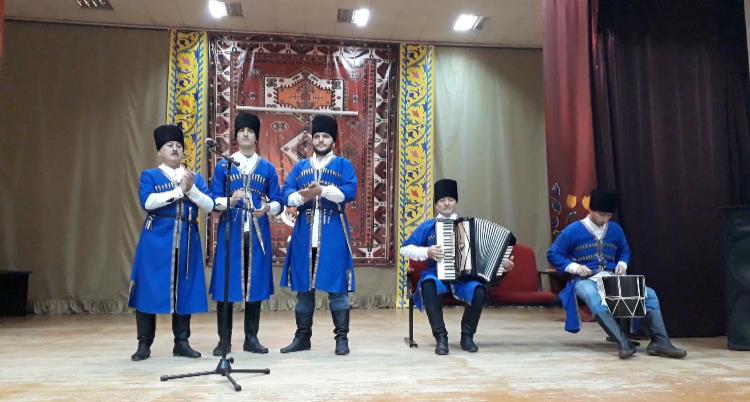Сегодня, 24 ноября в Кумторкалинском районе прошел XI Республиканский фестиваль патриотической песни «Дагестан - наш общий дом». Сегодня, 24 ноября в Кумторкалинском районе прошел XI Республиканский фестиваль патриотической песни «Дагестан - наш общий дом».