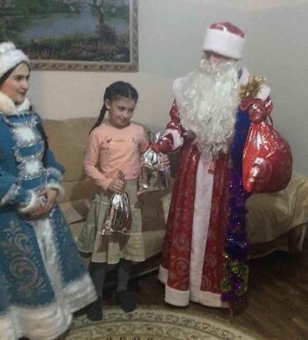 Новогодние каникулы подошли к концу, оставив как у ребят, так и у взрослых массу добрых эмоций и впечатлений. Новогодние каникулы подошли к концу, оставив как у ребят, так и у взрослых массу добрых эмоций и впечатлений.