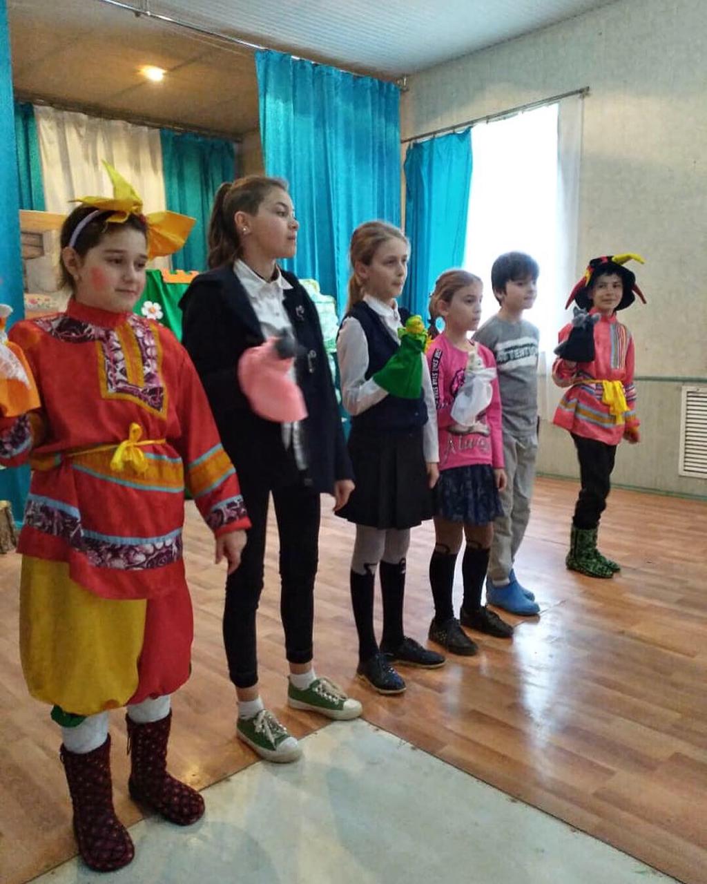 Cмотр-конкурс театральных постановок «Сказочный мир кулис» Cмотр-конкурс театральных постановок «Сказочный мир кулис»