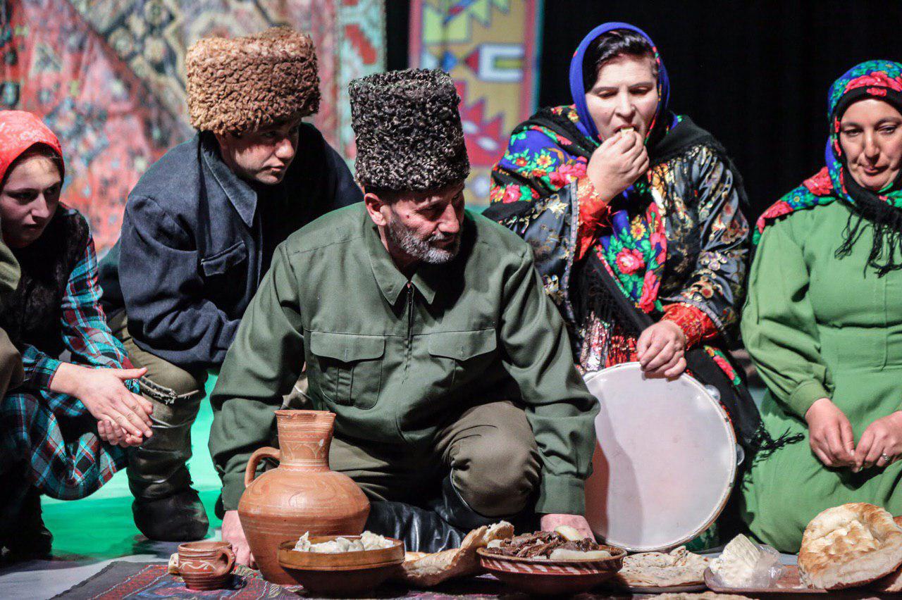 Во Дворце культуры «Дагестан» прошел второй день Республиканского смотра театральных коллективов на подтверждение звания «Народный (образцовый) коллектив любительского творчества». Во Дворце культуры «Дагестан» прошел второй день Республиканского смотра театральных коллективов на подтверждение звания «Народный (образцовый) коллектив любительского творчества».