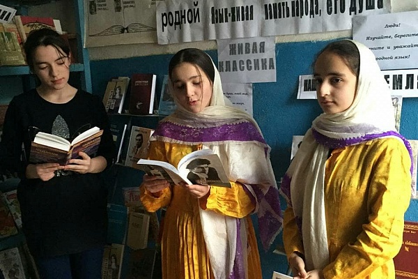 В рамках календаря мероприятий муниципальных образований в городах и районах республики прошли мероприятия, приуроченные к Международному дню родных языков, который отмечается 21 февраля.