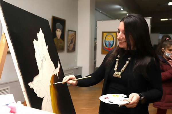 Cостоялось открытие итоговой Республиканской выставки декоративно-прикладного и изобразительного искусства «Родники Дагестана».
