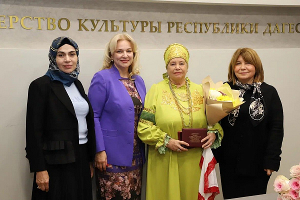 В Махачкале наградили лауреатов премии Правительства РД «Душа Дагестана»