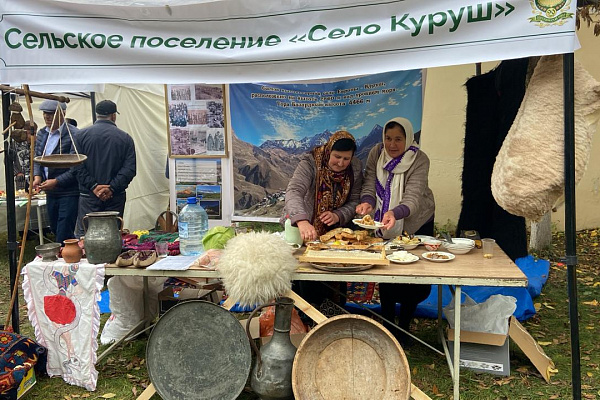 15 октября в с. Усухчай Докузпаринского района состоялся праздник, посвященный 90-летию со дня образования  района