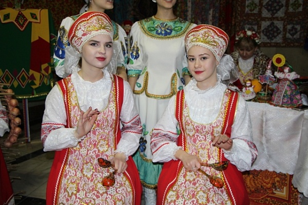 Республиканский праздник русской культуры «Масленица» прошел в Махачкале 