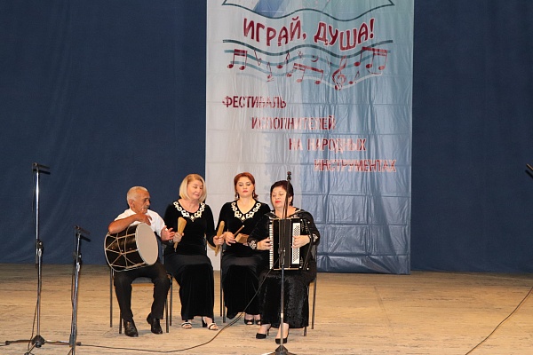 В Дагестане продолжается VIII Международный фестиваль фольклора и традиционной культуры «Горцы» 