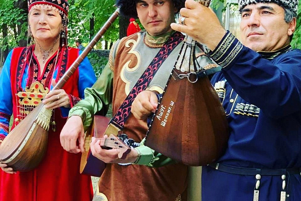 Ашуг Шемшир Магамедов принял участие во Всероссийском фестивале сказителей (сэсэнов)