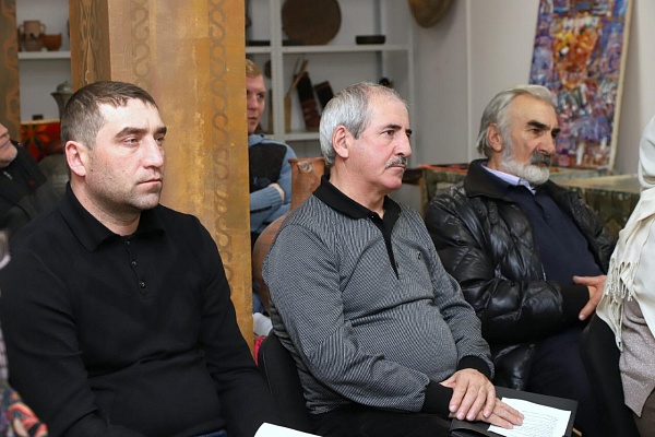 20 февраля в Республиканском Доме народного творчества МК РД состоялся мастер-класс по видеотворчеству «От идеи к фильму»