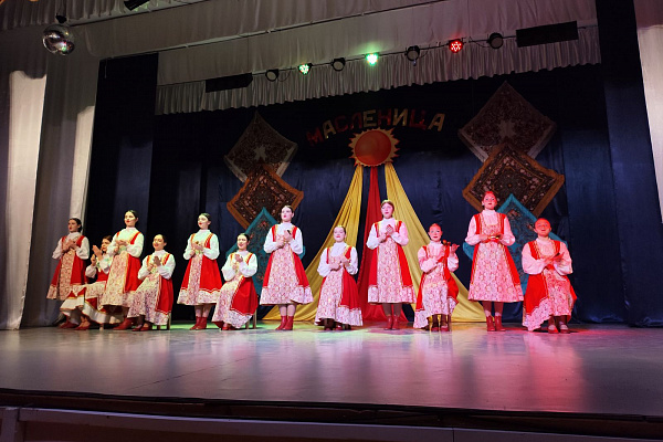 В Центре культуры г. Кизляр состоялся городской концерт "Масленица"