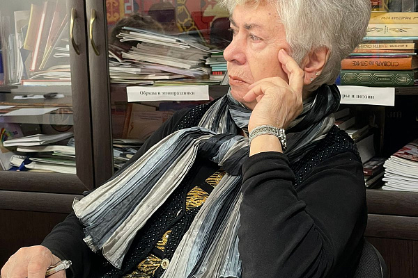 В Республиканском доме народного творчества состоялось совещание жюри в рамках XX Открытого Регионального конкурса визуального творчества «Радуга», посвященного Году культурного наследия народов России