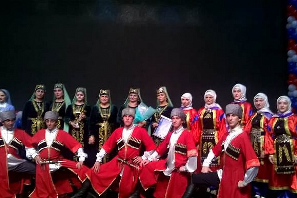 Ансамбль «Акаро» стал лауреатом  Межрегионального фестиваля в Чечне 