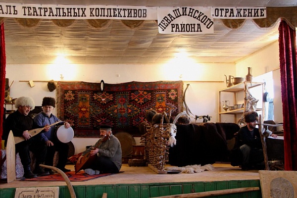Прошёл районный смотр-фестиваль народных театров. 