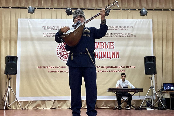 21 мая в с. Ахты Ахтынского района прошел Республиканский фестиваль-конкурс национальной песни «Живые традиции»