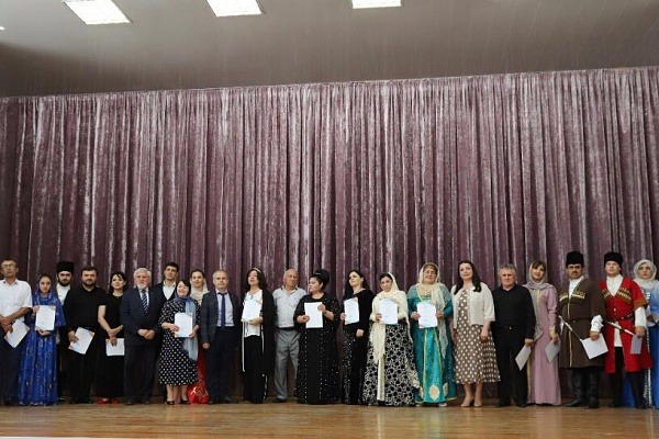 В г.Буйнакске прошел конкурс исполнителей народной кумыкской песни имени народной артистки РСФСР Бурлият Ибрагимовой