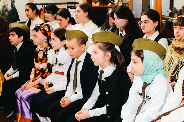 Учреждения культуры республики присоединились к празднованию Дня защитника Отечества