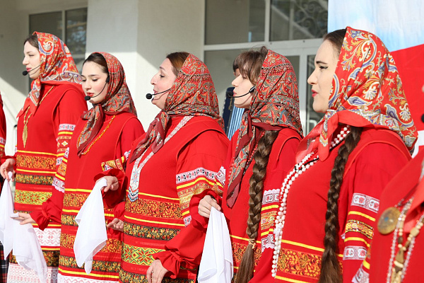 Праздничный концерт ко Дню Весны и Труда состоялся в Махачкале