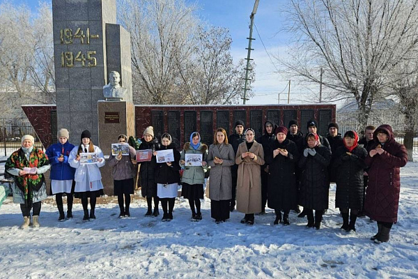 Ровно 80 лет, оборона города на Неве стала символом беспримерного мужества и силы духа советского народа