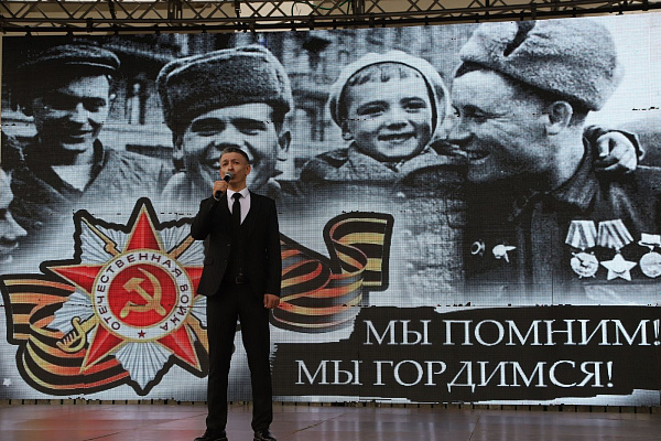  В Махачкале состоялся Республиканский фестиваль народного творчества «Тебе, Победа, посвящается!»