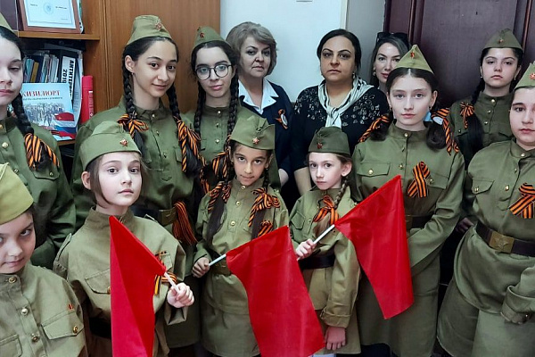 В центрах культуры, сельских домах проходят праздничные мероприятия, посвященные празднованию Дня Победы