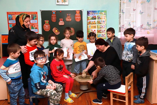 Мастер-класс по балхарской керамике для детей признанных нуждающимися в социальном обслуживании