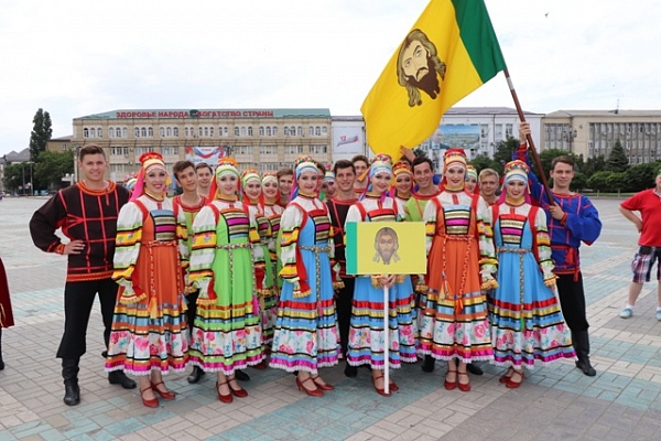 Завершился первый день VIII Международного фестиваля фольклора и традиционной культуры «Горцы»