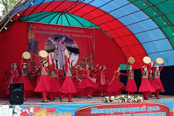 В рамках Фестиваля Дарения #МЫВМЕСТЕ в культурно-досуговых учреждениях муниципальных образований республики прошли праздничные мероприятия