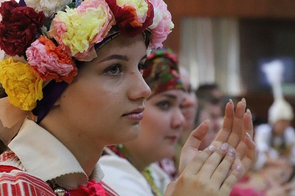 4 июля на дискуссионной площадке Международного фестиваля фольклора и традиционной культуры «Горцы» в конференц-зале Национальной библиотеки им. Р. Гамзатова прошел круглый стол «Народная культура