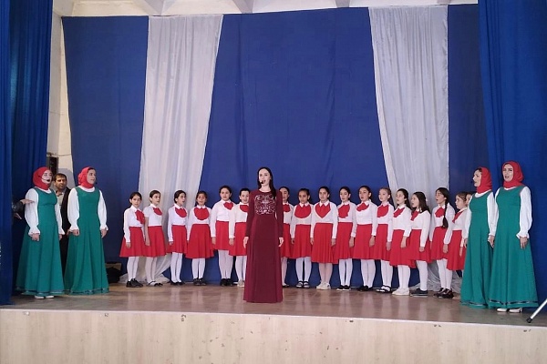 Вокальная группа «Ламан Аз» совместно с артистами Центра традиционной культуры «Водник» Хасавюртовского района выступили в Центре культуры с. Ботаюрт. 