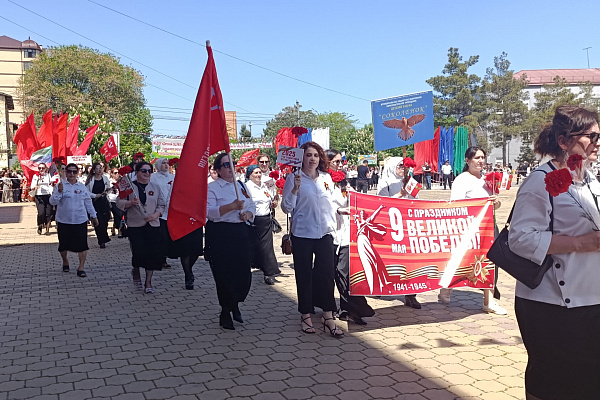 Флешмоб-акция «За наших!», организованная Республиканским домом народного творчества