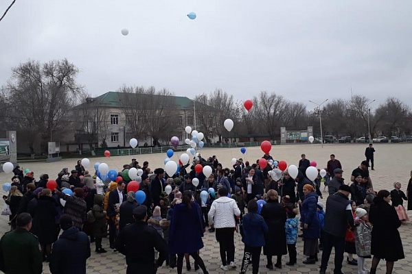 В рамках календаря мероприятий муниципальных образований в Тарумовском центре культуры в рамках празднования Года Памяти и Славы в честь 75 - летия Великой Победы прошел фестиваль под названием "Сыны отцов".