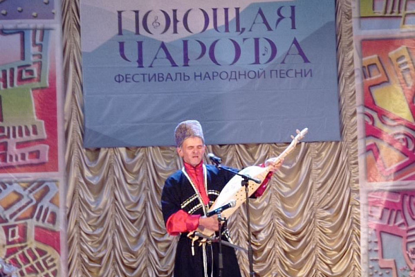27 июля в с. Цуриб Чародинского района состоялся Фестиваль народной песни «Поющая Чарода»